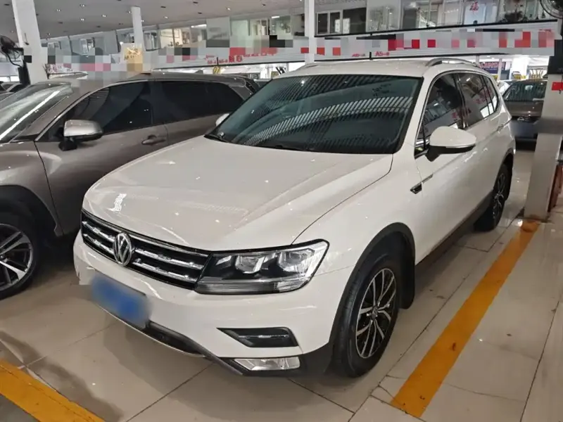 Volkswagen Tiguan L, 2018