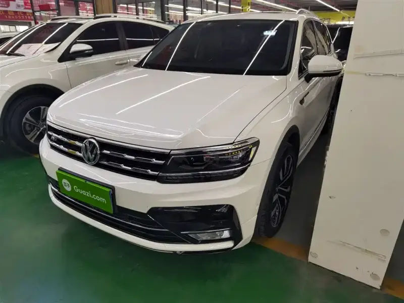 Volkswagen Tiguan L, 2020