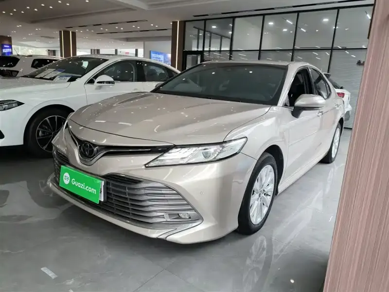 Toyota Camry, 2019