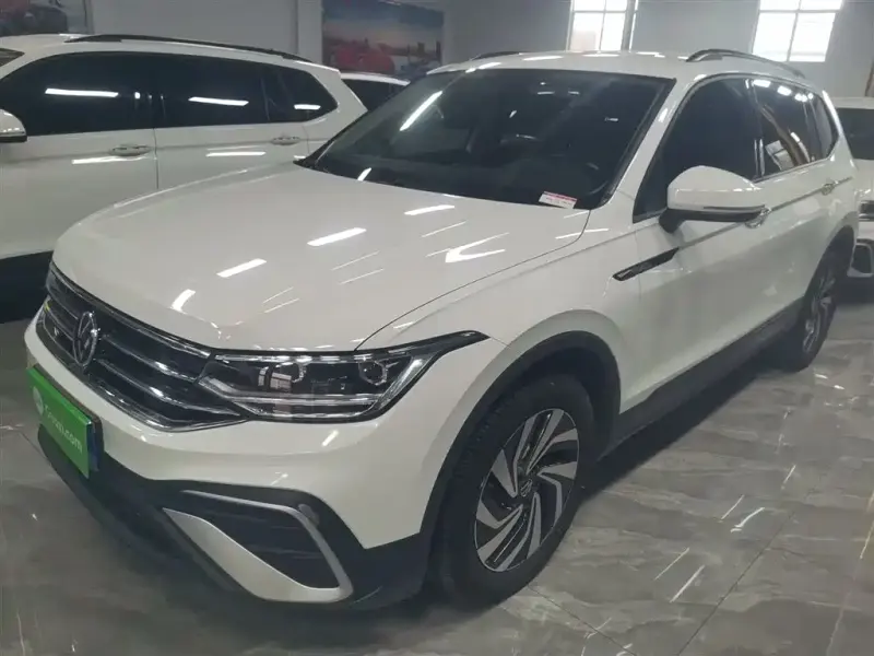Volkswagen Tiguan L, 2022