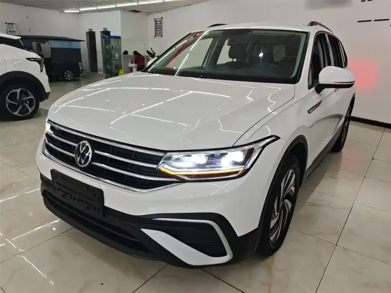 Volkswagen Tiguan L, 2022