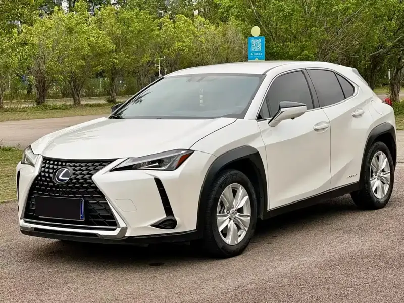 Lexus UX, 2019