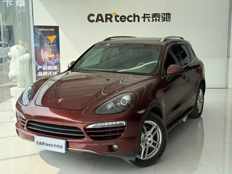 Porsche Cayenne, 2012