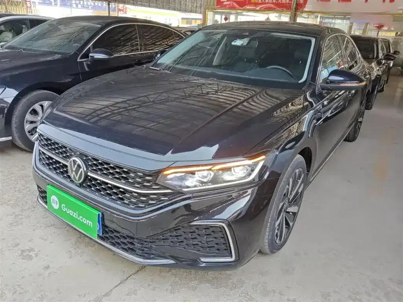 Volkswagen Passat, 2022