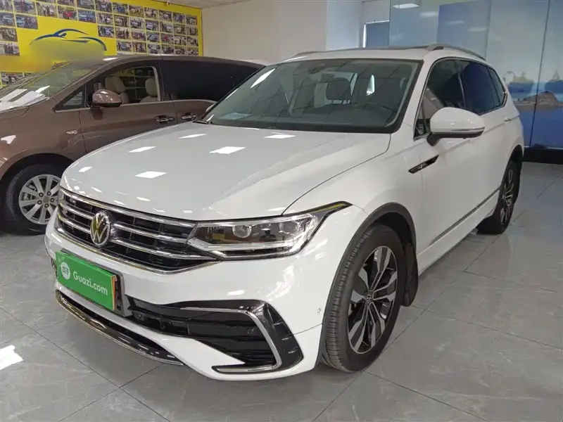 Volkswagen Tiguan L, 2023