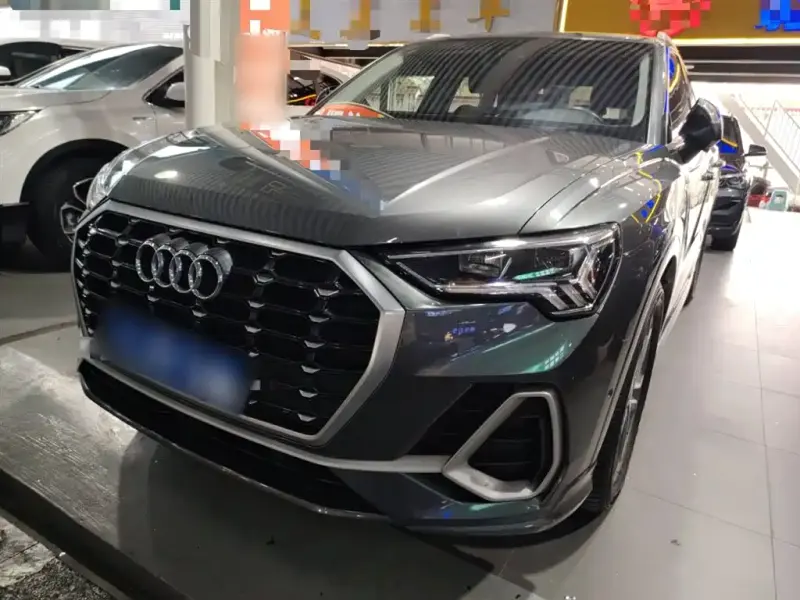 Audi Q3, 2022