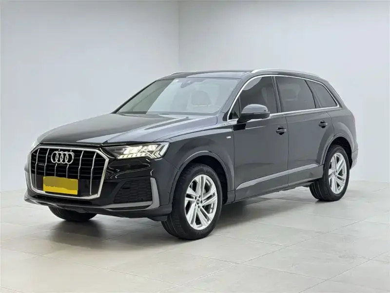 Audi Q7, 2023 — фото 1