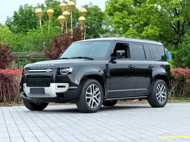 Land Rover Defender, 2024