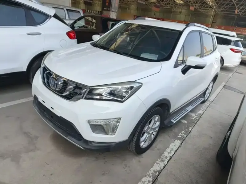 Changan CS15, 2016
