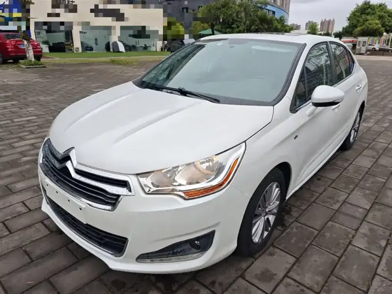 Citroen C4L, 2015