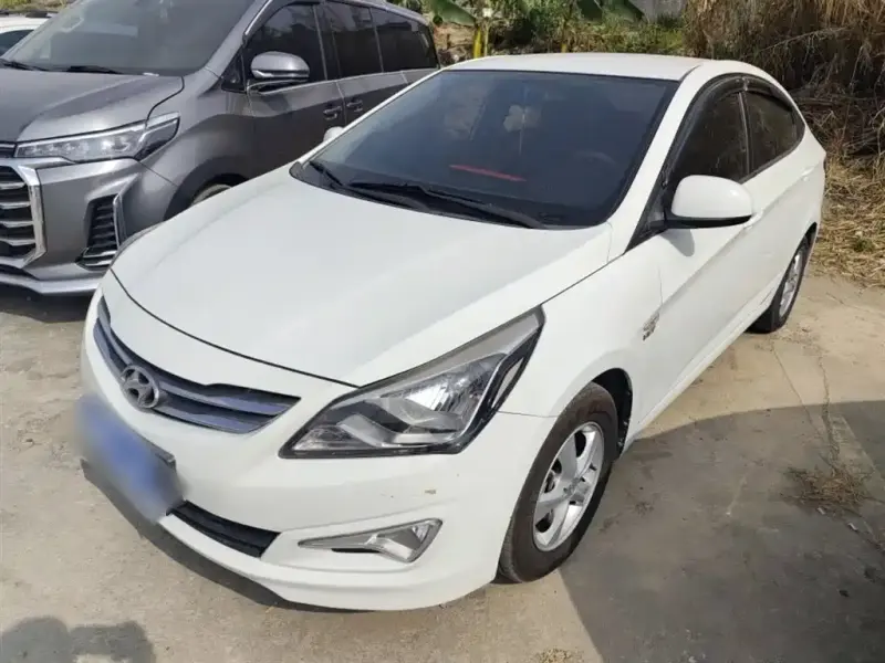 Hyundai Verna, 2014 — фото 1