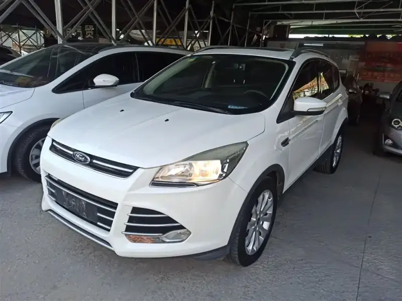 Ford Kuga, 2016