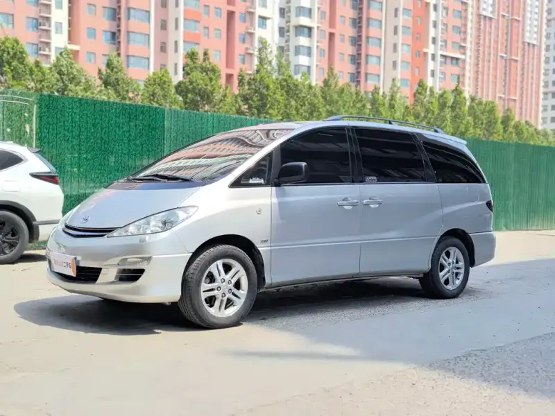 Toyota Previa, 2003