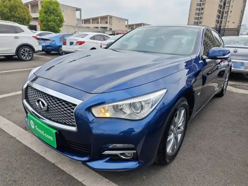 Infiniti Q50L, 2016
