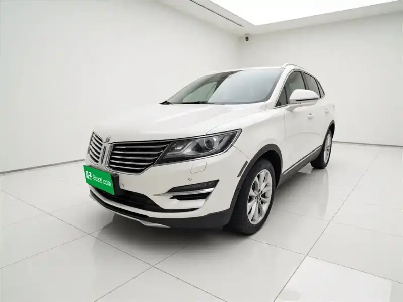 Lincoln MKC, 2018 — фото 1