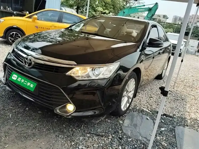 Toyota Camry, 2016
