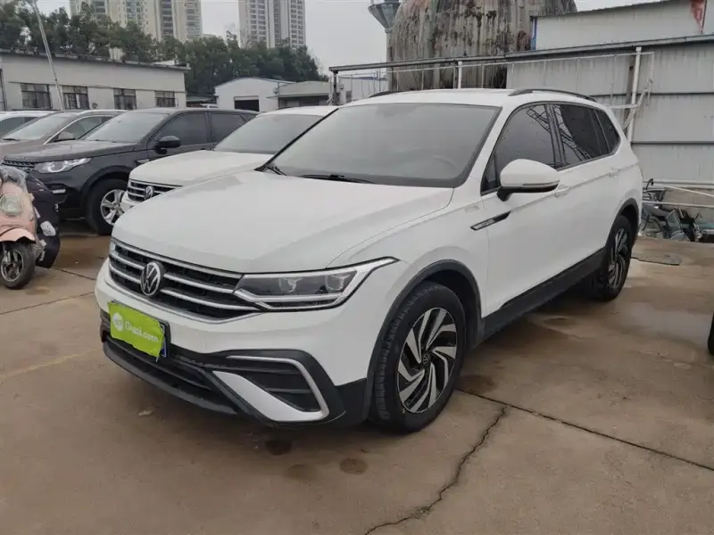 Volkswagen Tiguan L, 2022