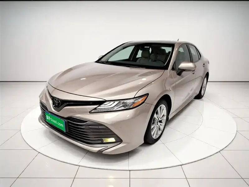 Toyota Camry, 2018