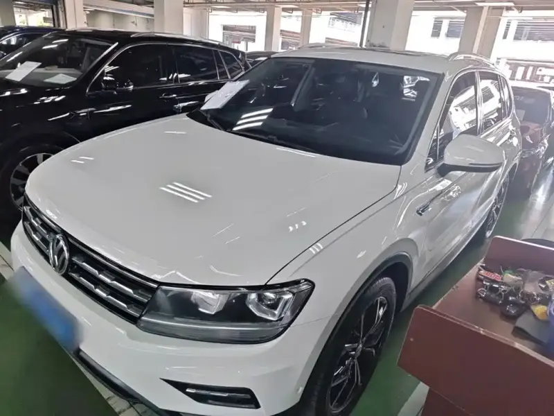 Volkswagen Tiguan L, 2021