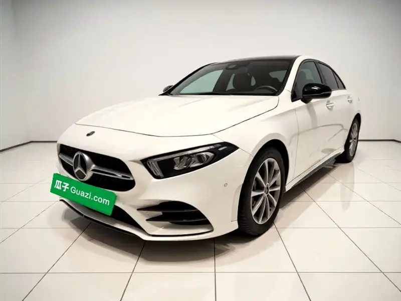 Mercedes-Benz A-Class, 2020 — фото 1