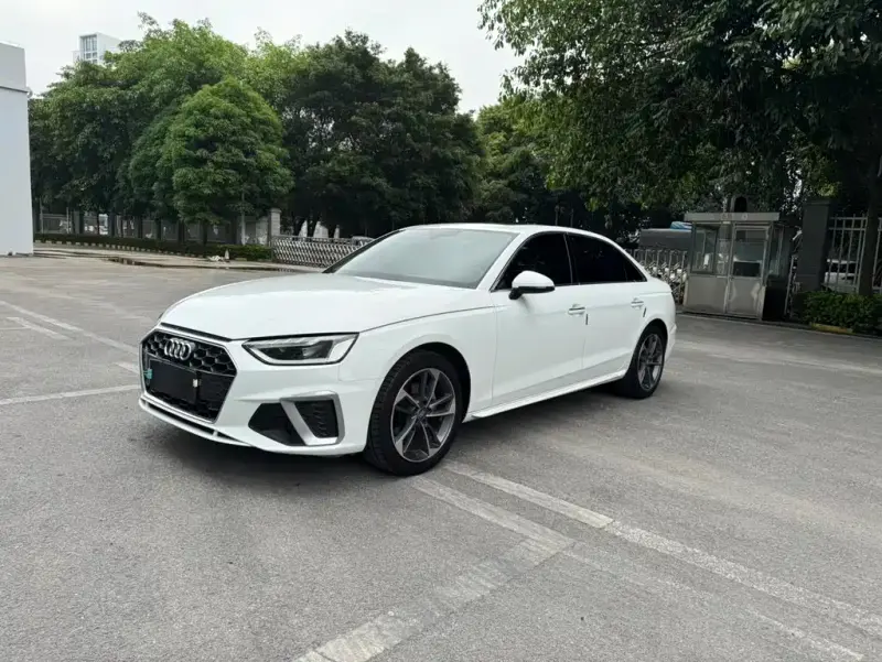 Audi A4L, 2021