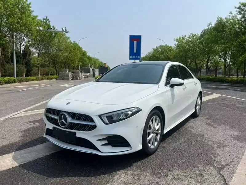 Mercedes-Benz A-Class, 2022 — фото 1