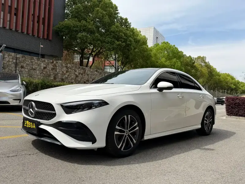 Mercedes-Benz A-Class, 2023 — фото 1