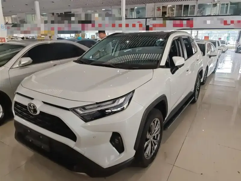 Toyota RAV4, 2024