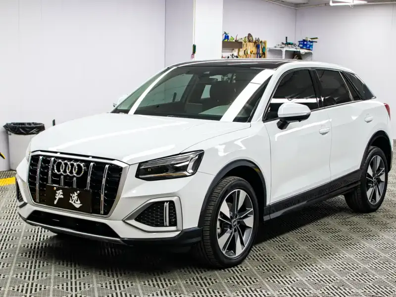 Audi Q2L, 2022 — фото 1