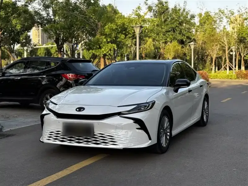 Toyota Camry, 2024