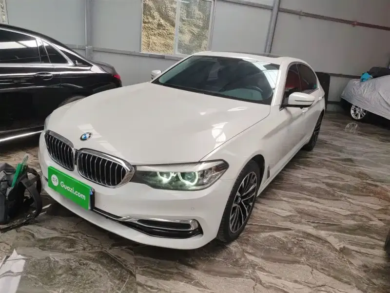 BMW 5 Series, 2019 — фото 1