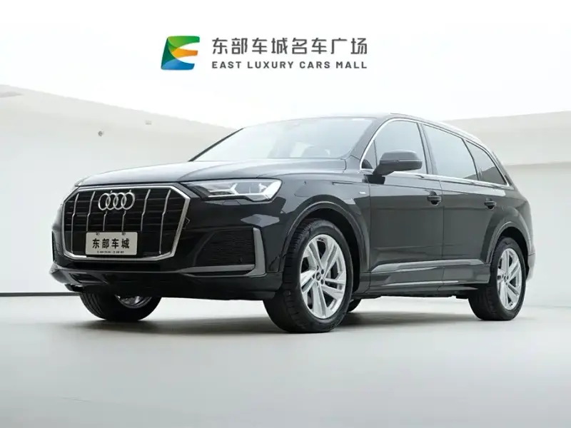 Audi Q7, 2023 — фото 1