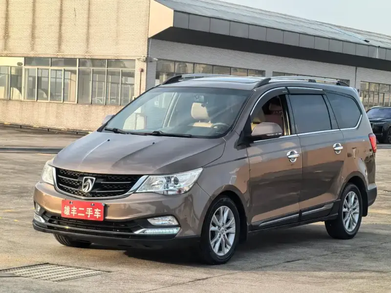 Baojun 730, 2017