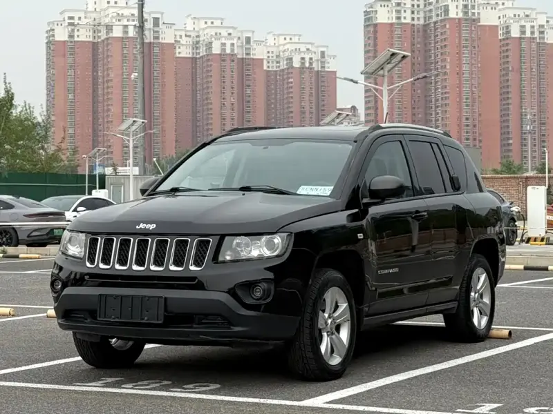 Jeep Compass (Import), 2013