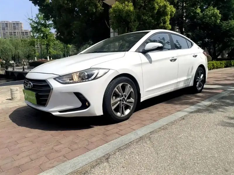 Hyundai Elantra, 2017
