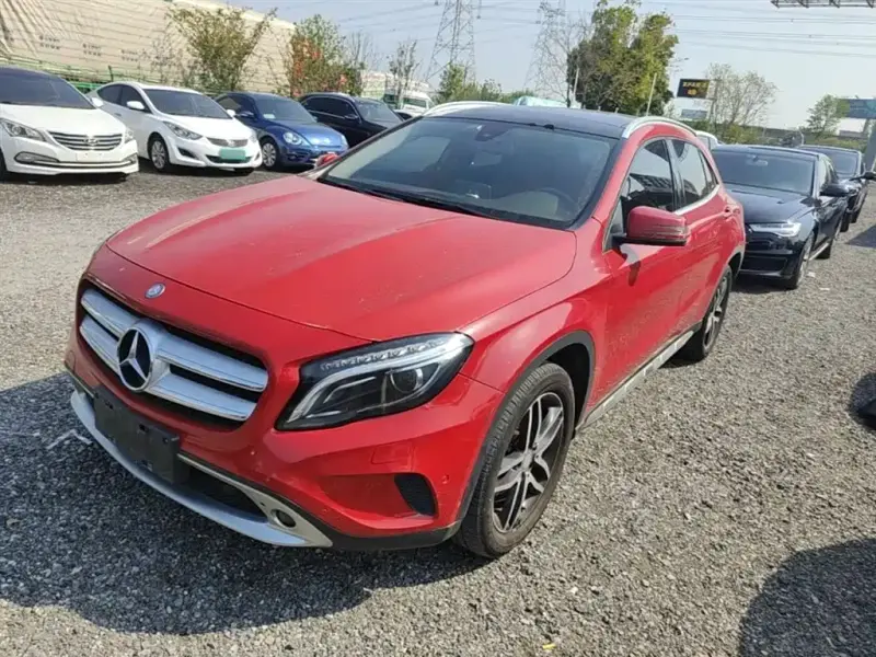 Mercedes-Benz GLA, 2016