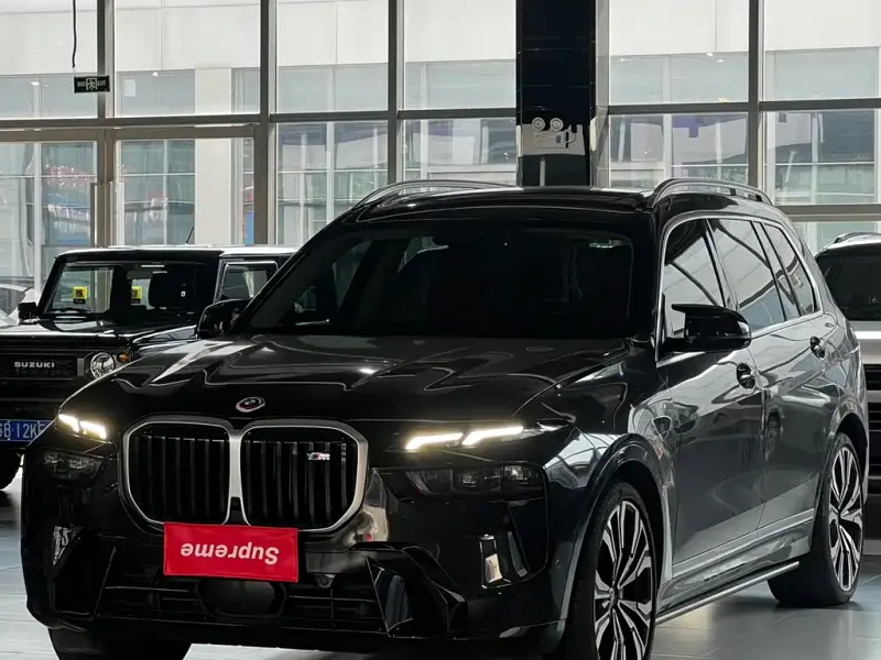 BMW X7, 2023