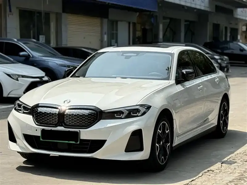 BMW i3, 2024