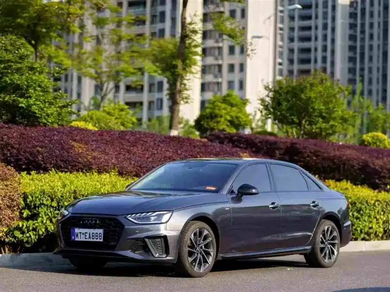 Audi A4L, 2022