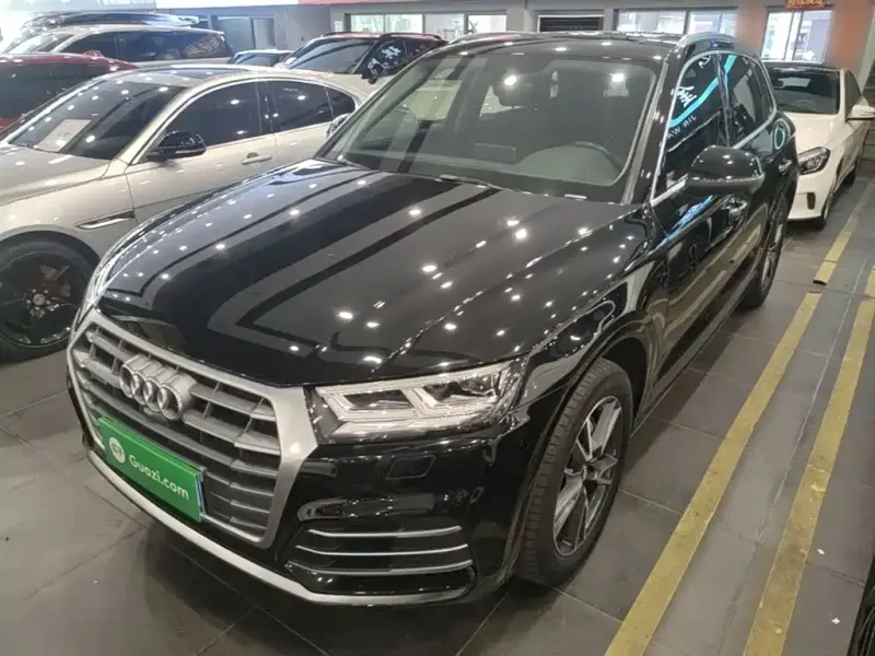 Audi Q5L, 2020