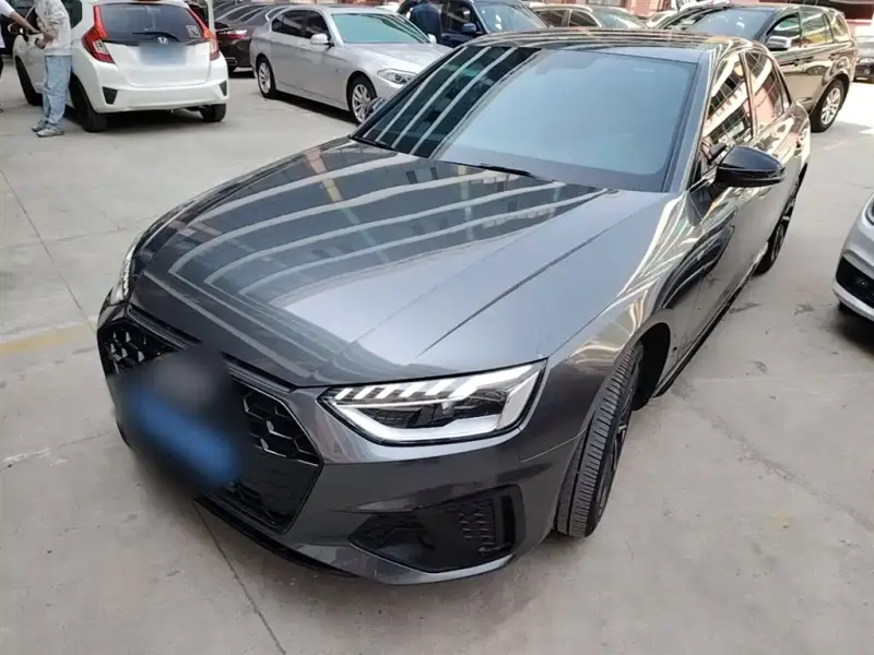 Audi A4L, 2023