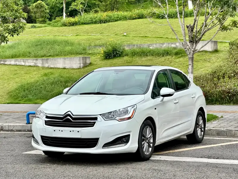 Citroen C4L, 2015