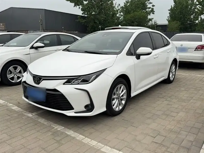 Toyota Corolla, 2021 — фото 1