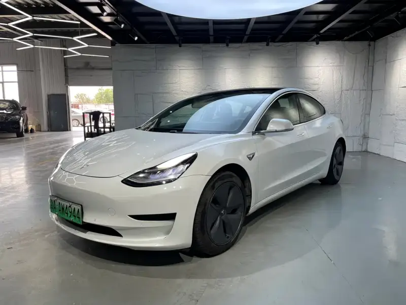 Tesla Model 3, 2019