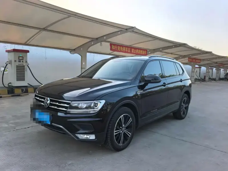 Volkswagen Tiguan L, 2021