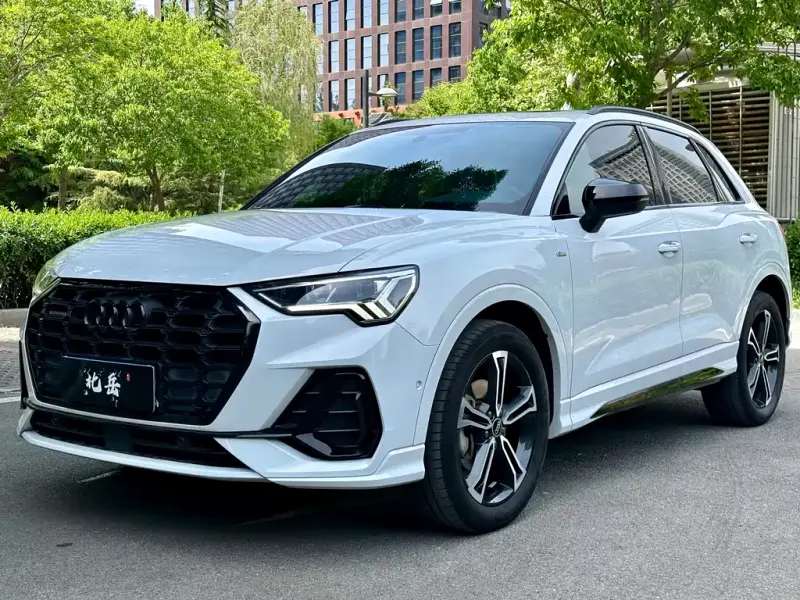 Audi Q3, 2023