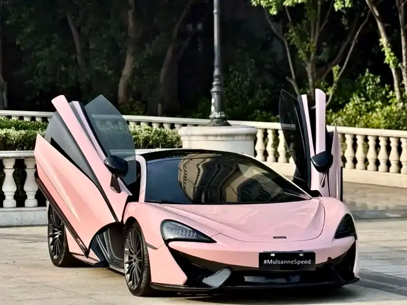 McLaren 570, 2018