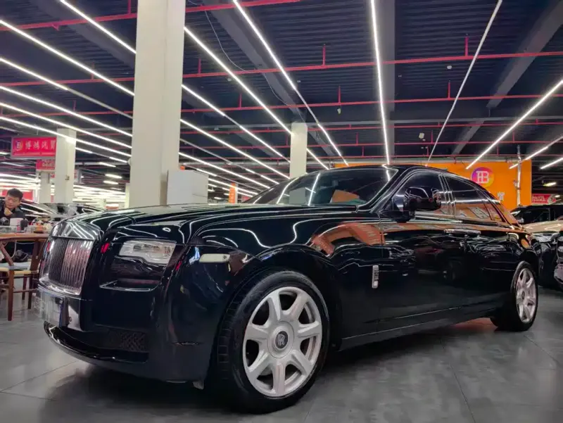 Rolls-Royce Ghost, 2010