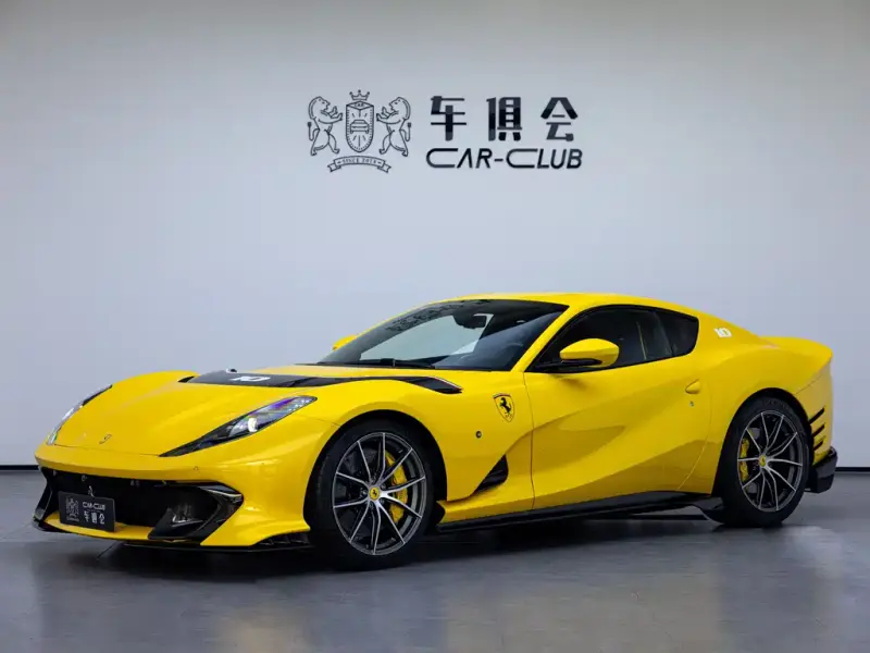 Ferrari 812, 2024