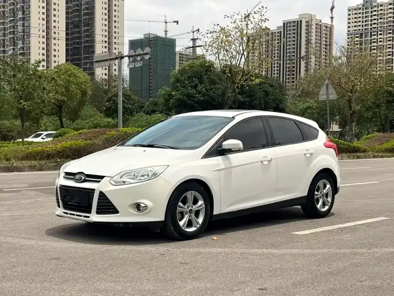 Ford Focus, 2013